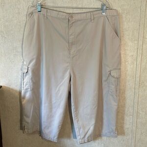 Carolina bay plus khaki cargo capris. Elastic waist in back. Size 22w/36.